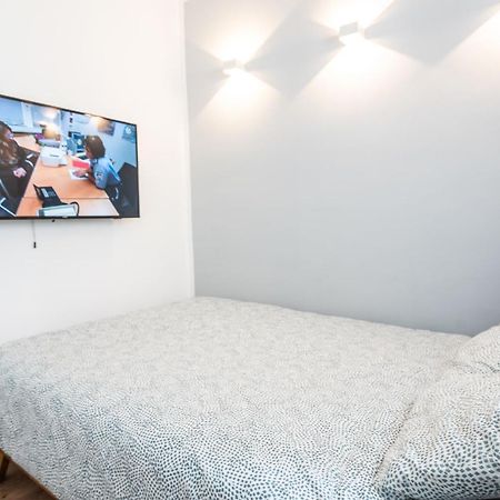 Cozy Design Apartament In Magheru 布加勒斯特 外观 照片